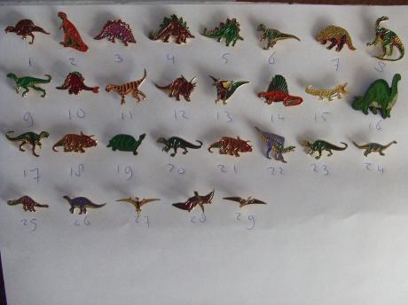 Dino pins lot 29 stuks verschillende